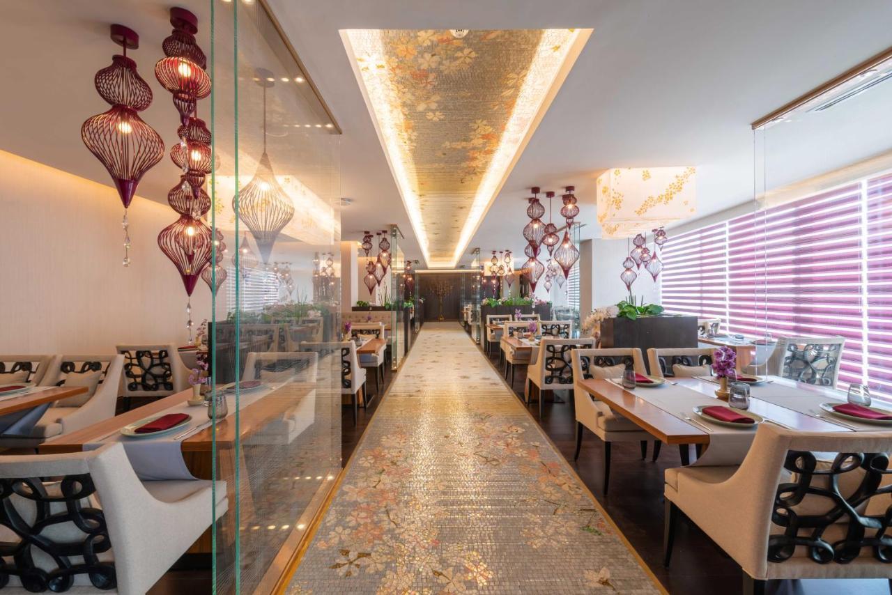 Shaza Doha Hotell Exteriör bild Interior of the restaurant