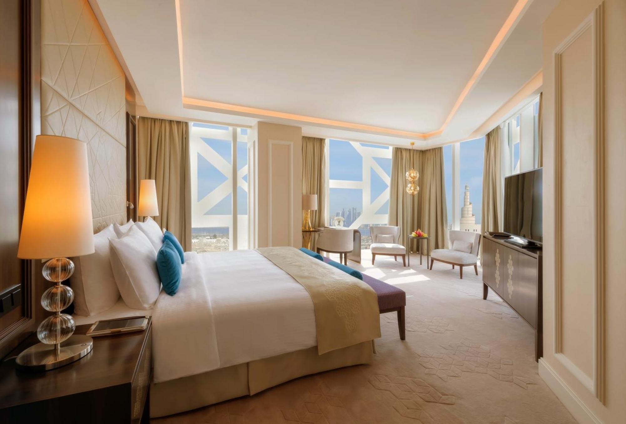 Shaza Doha Hotell Exteriör bild A bedroom at the hotel